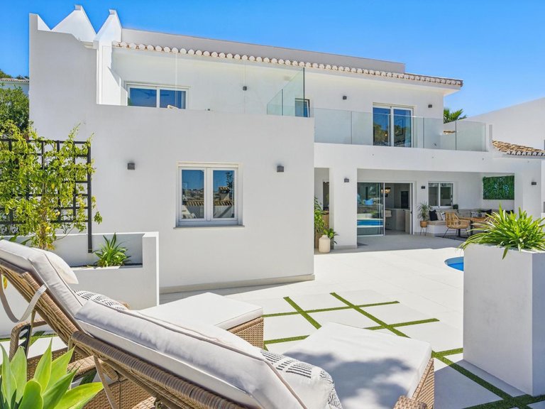 Villa for Sale in Costa del Sol, La Cala De Mijas, Malaga 85