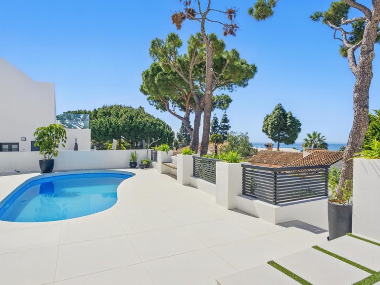 Villa for Sale in Costa del Sol, La Cala De Mijas, Malaga 86