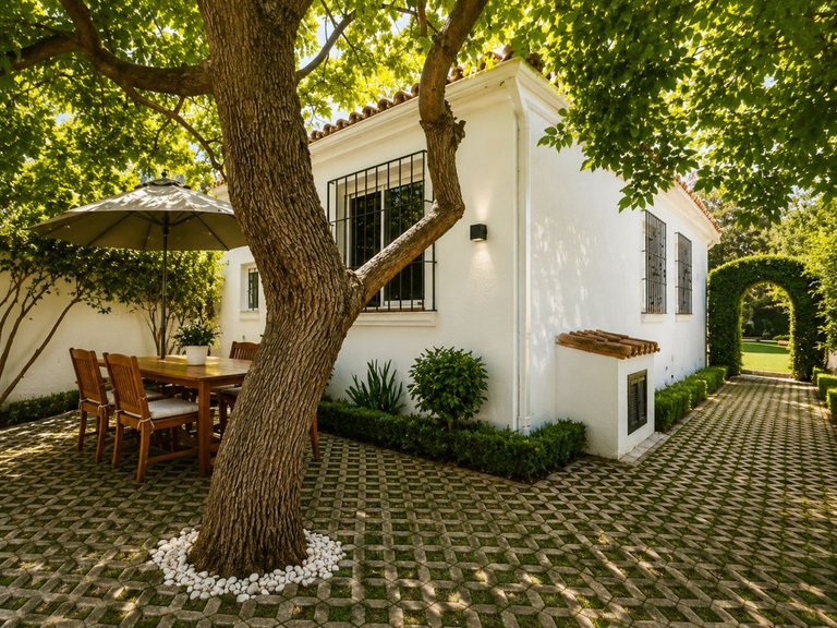 Villa for Sale in Costa del Sol Guadalmina Alta, Malaga 7