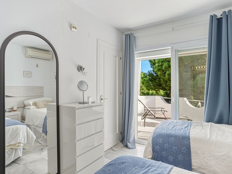 Villa for Sale in Calahonda, Malaga 17