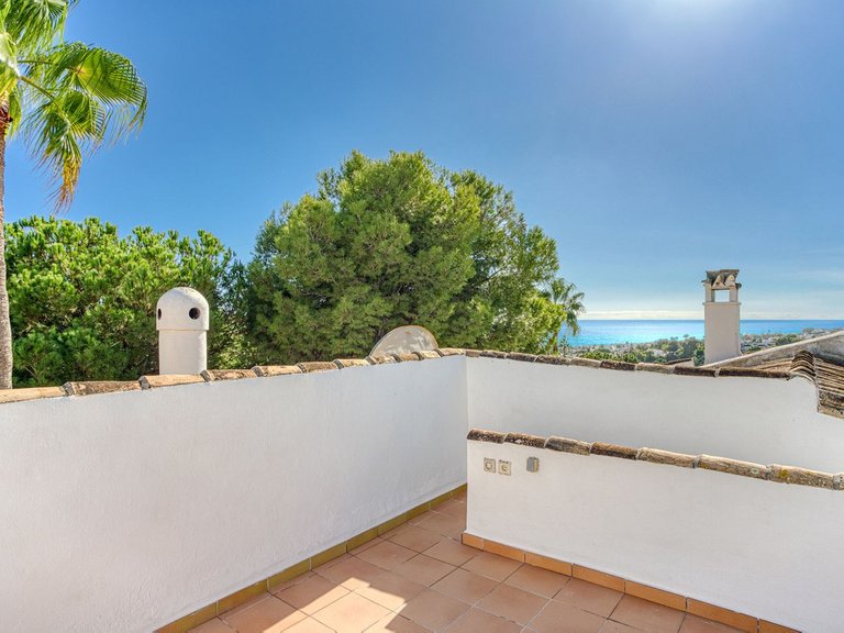 Villa for Sale in Calahonda, Malaga 23