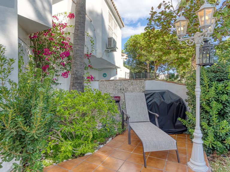Villa for Sale in Calahonda, Malaga 26