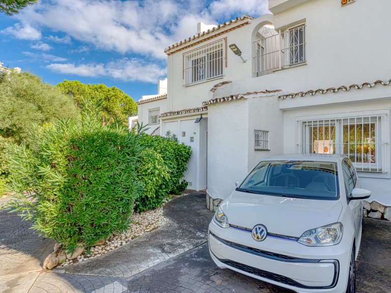 Villa for Sale in Calahonda, Malaga 29