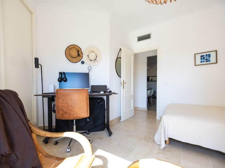 Apartment for Sale in Bel Air, Malaga 11