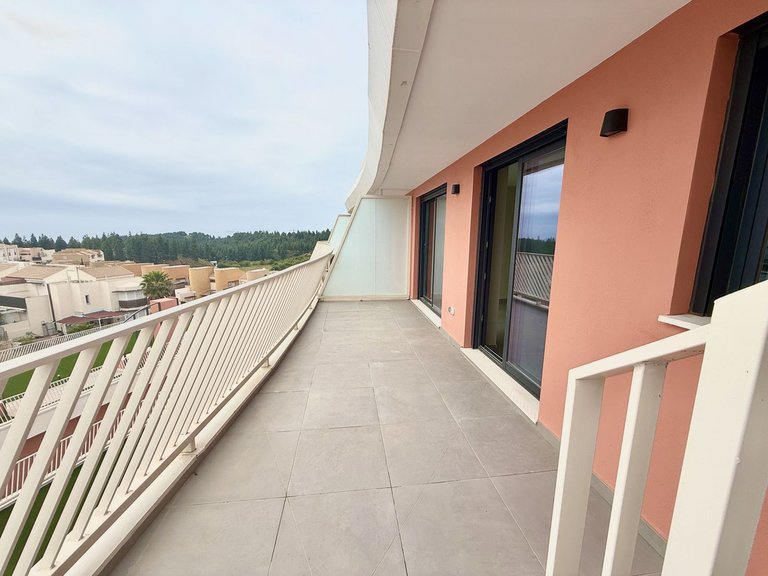 Apartment for Sale in El Chaparral, Malaga 9