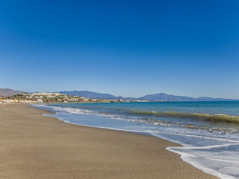 Apartment for Sale in San Luis De Sabinillas, Malaga 16