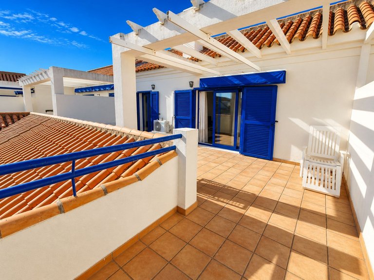 Penthouse for Sale in San Luis De Sabinillas, Malaga 3