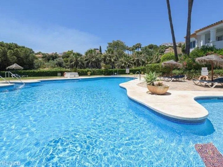 Apartment for Sale in Calahonda, Malaga 12