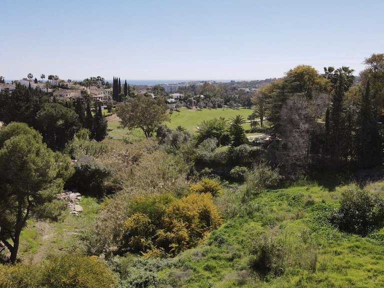 Plot for Sale in Nueva Andalucía, Malaga 18