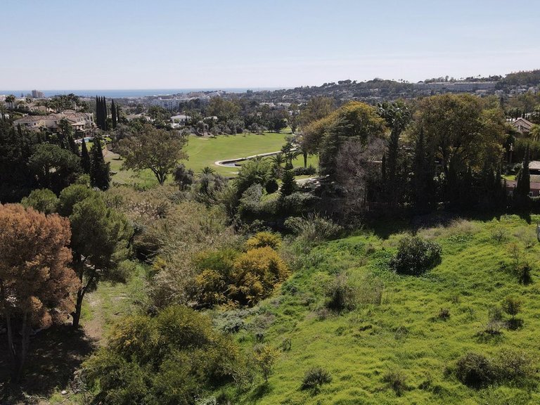 Plot for Sale in Nueva Andalucía, Malaga 24