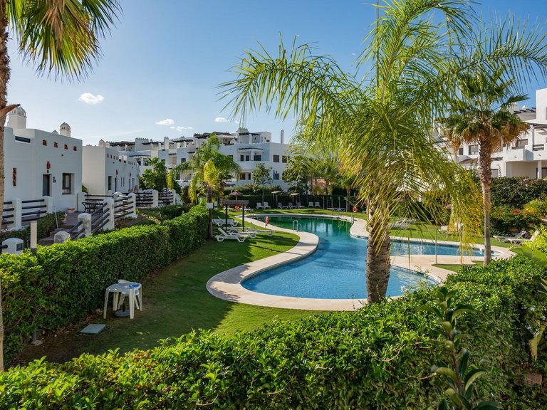 Villa for Sale in New Golden Mile, Malaga 33