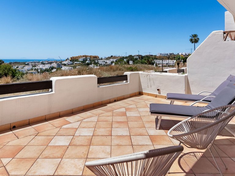 Villa for Sale in New Golden Mile, Malaga 36