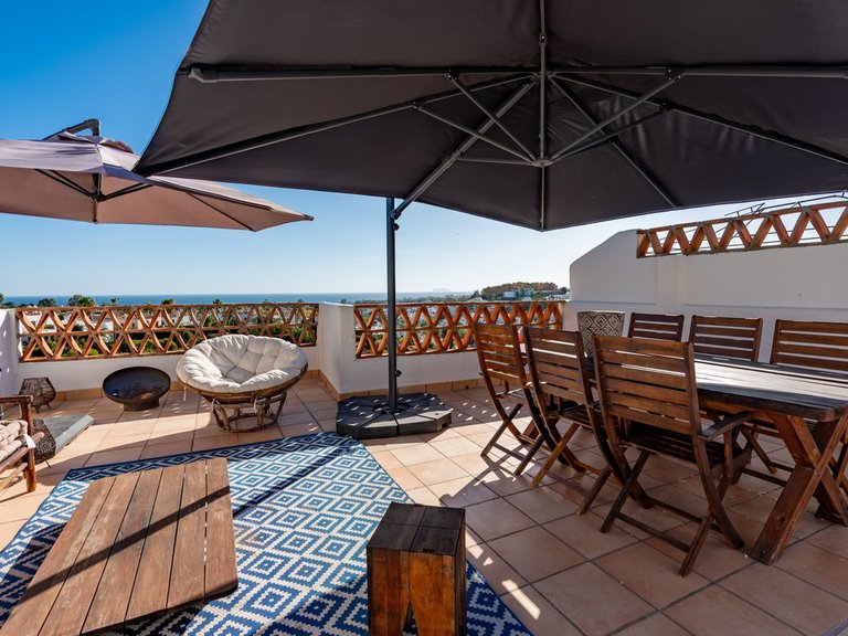 Villa for Sale in New Golden Mile, Malaga 44