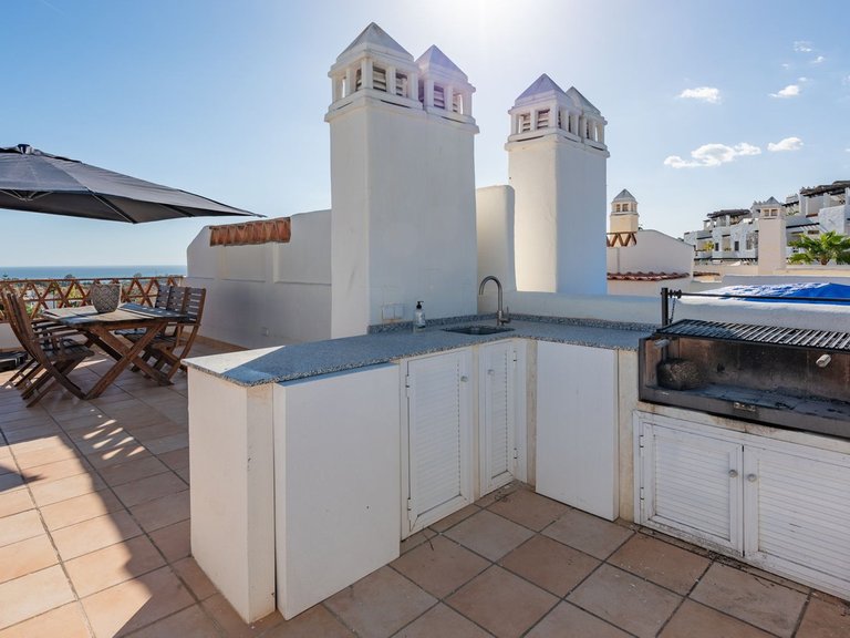 Villa for Sale in New Golden Mile, Malaga 50