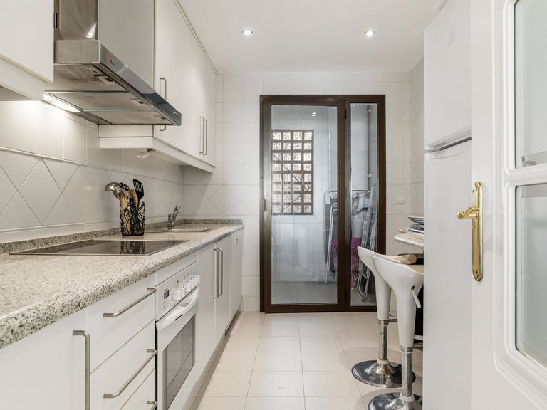 Apartment for Sale in Los Arqueros, Malaga 13