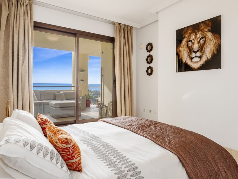 Apartment for Sale in Los Arqueros, Malaga 17