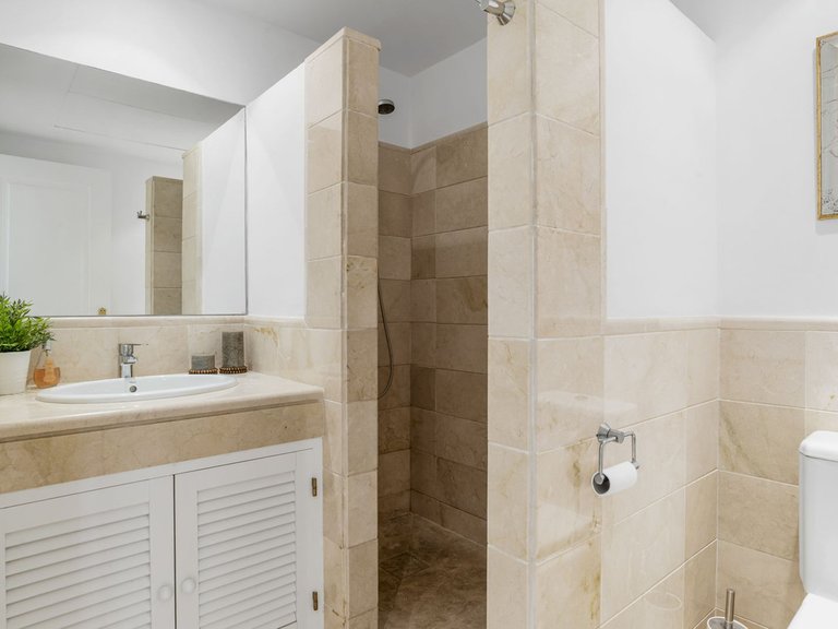 Apartment for Sale in Los Arqueros, Malaga 20
