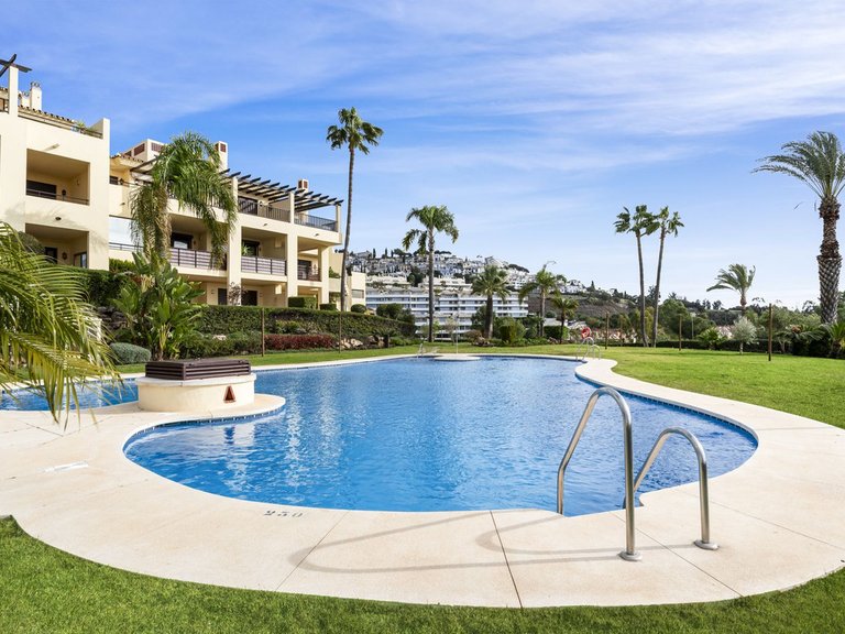 Apartment for Sale in Los Arqueros, Malaga 22