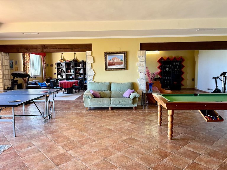 Villa for Sale in Estepona, Malaga 24