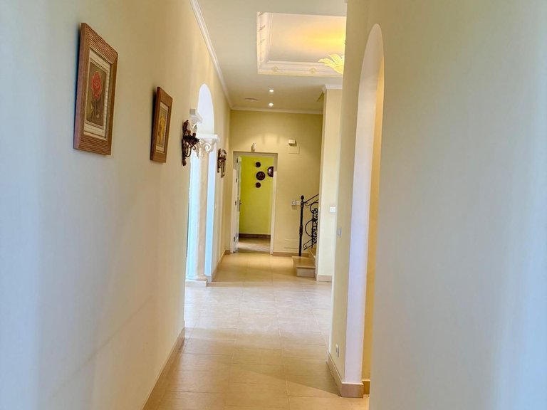 Villa for Sale in Estepona, Malaga 39