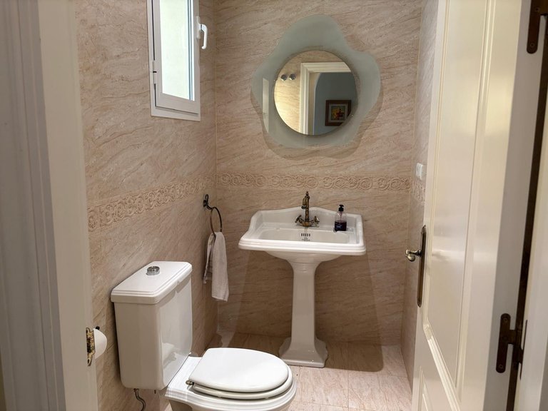 Villa for Sale in Estepona, Malaga 40