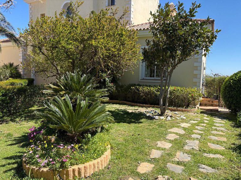 Villa for Sale in Estepona, Malaga 76