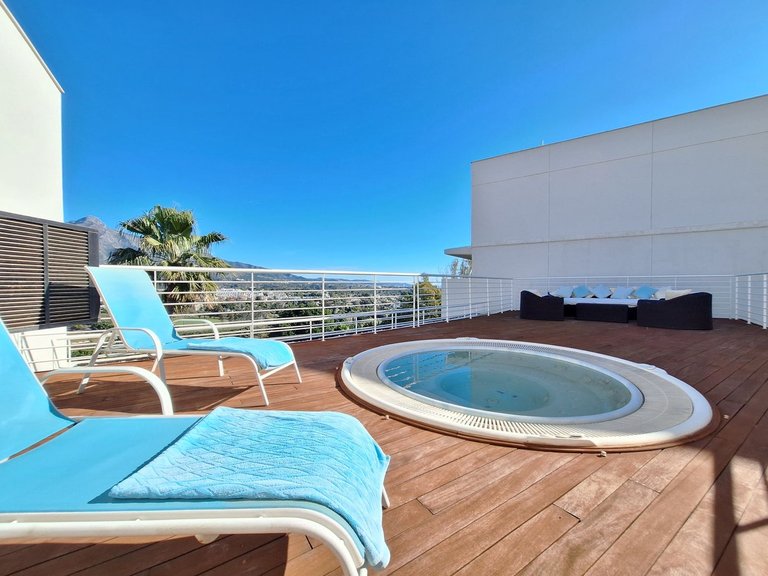 Apartment for Sale in Nueva Andalucía, Malaga 48