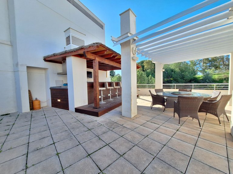 Apartment for Sale in Nueva Andalucía, Malaga 53