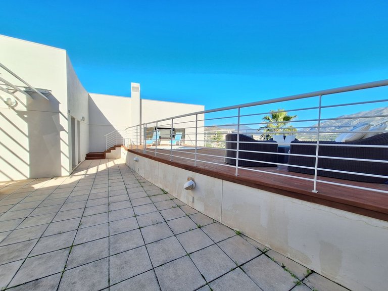 Apartment for Sale in Nueva Andalucía, Malaga 55