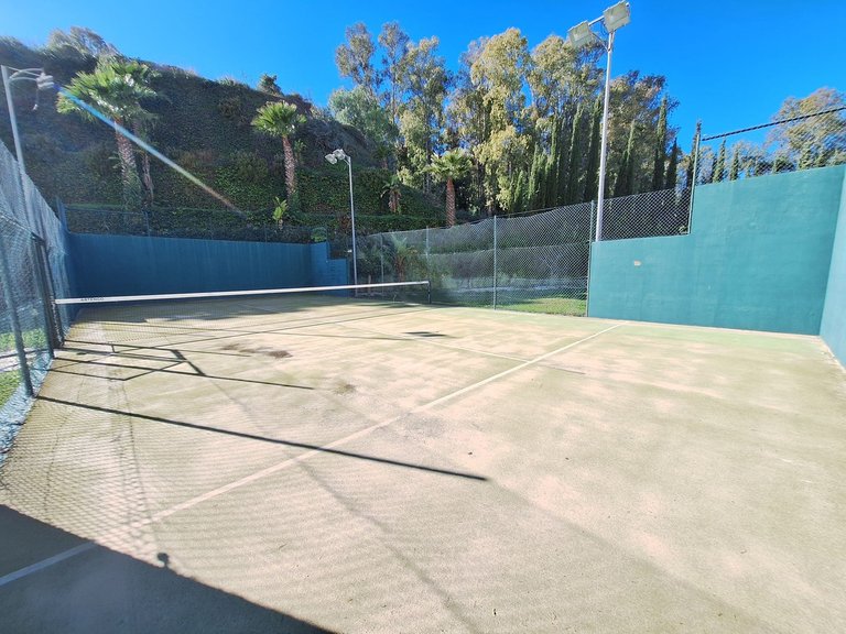 Apartment for Sale in Nueva Andalucía, Malaga 60