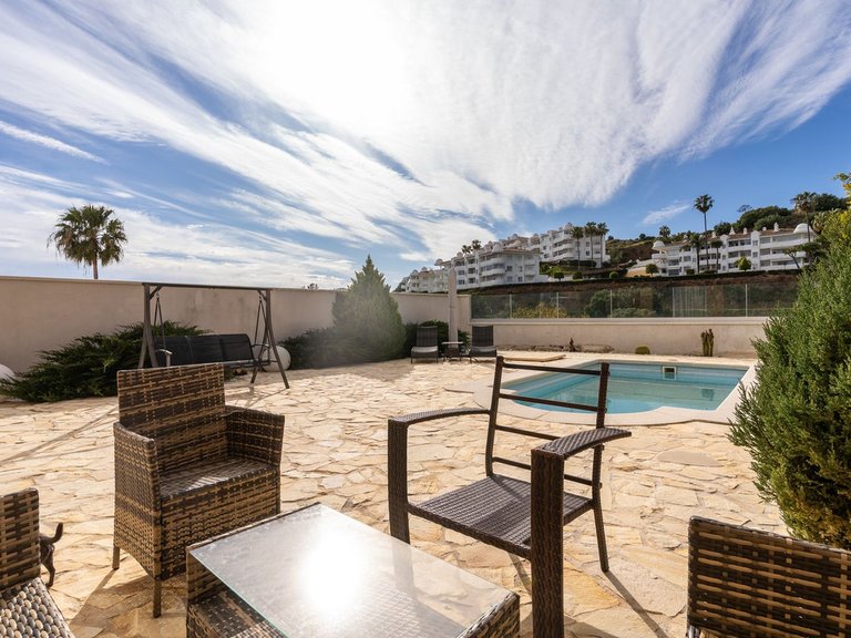 Villa for Sale in Calahonda, Malaga 1