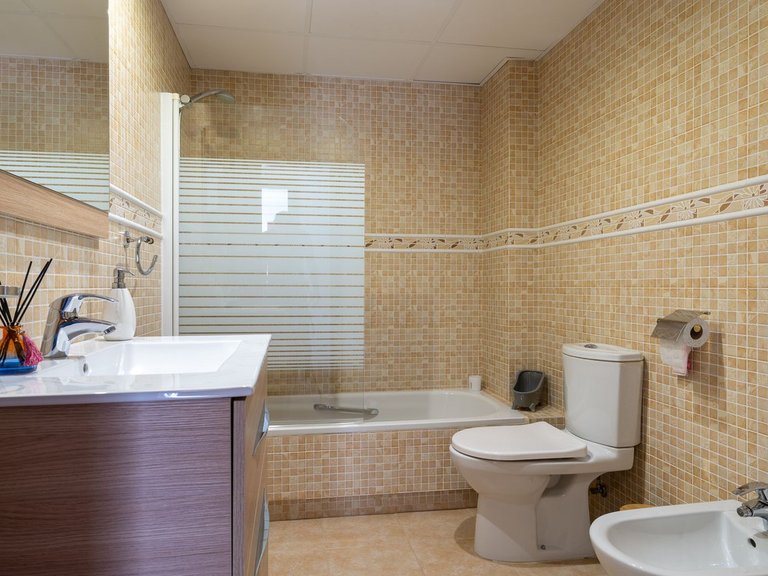 Villa for Sale in Calahonda, Malaga 13