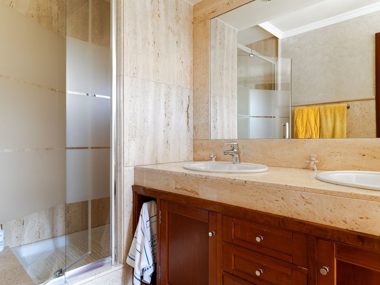 Villa for Sale in Calahonda, Malaga 14