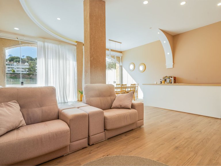 Villa for Sale in Calahonda, Malaga 16
