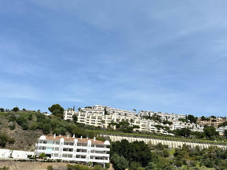 Villa for Sale in Calahonda, Malaga 27