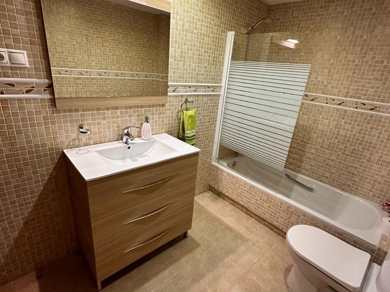 Villa for Sale in Calahonda, Malaga 32