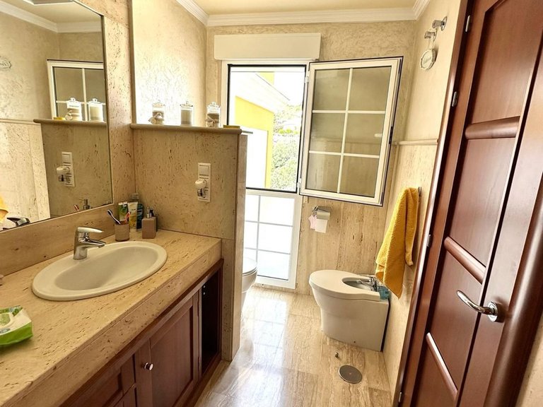 Villa for Sale in Calahonda, Malaga 39