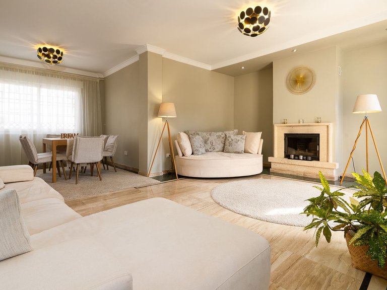 Villa for Sale in Calahonda, Malaga 4