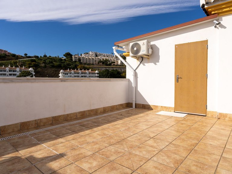 Villa for Sale in Calahonda, Malaga 40