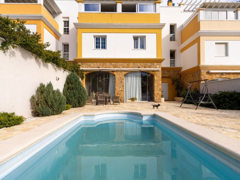 Villa for Sale in Calahonda, Malaga 6
