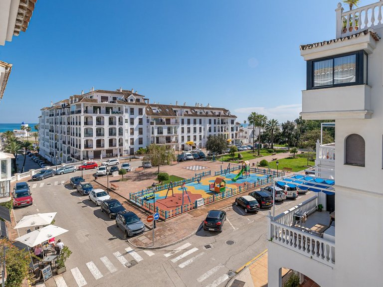 Apartment for Sale in La Duquesa, Malaga 9