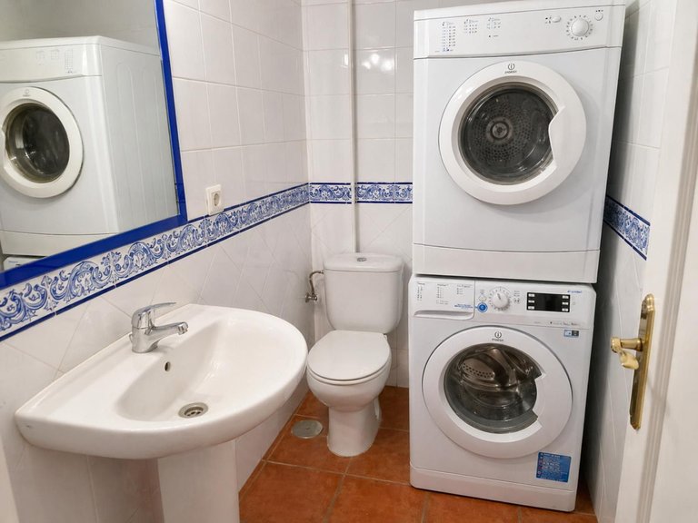 Villa for Sale in Las Lagunas, Malaga 23