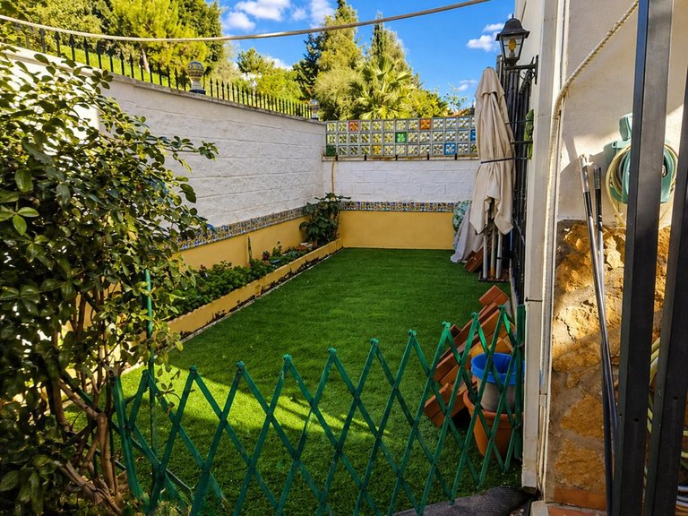 Villa for Sale in Las Lagunas, Malaga 30