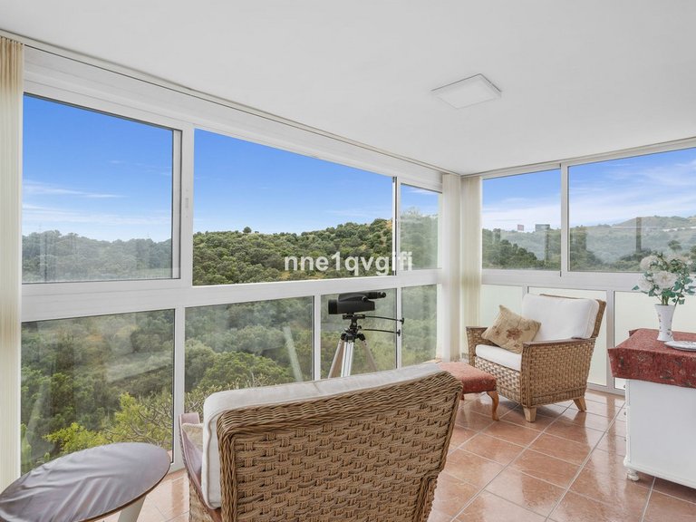 Villa for Sale in Calahonda, Malaga 24