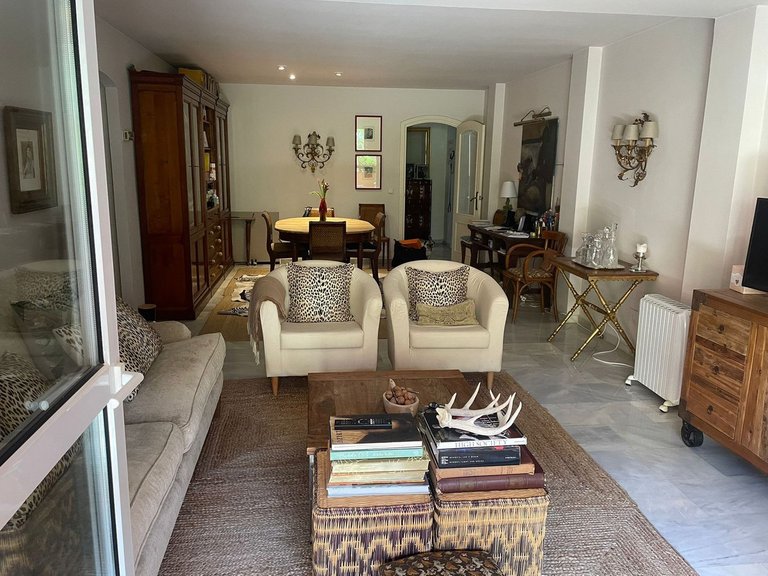 Apartment for Sale in The Golden Mile, Malaga 2
