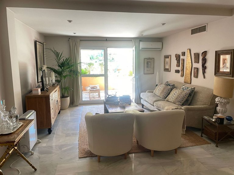 Apartment for Sale in The Golden Mile, Malaga 3