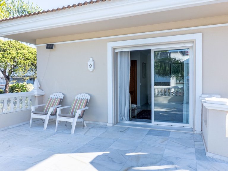 Villa for Sale in New Golden Mile, Malaga 33