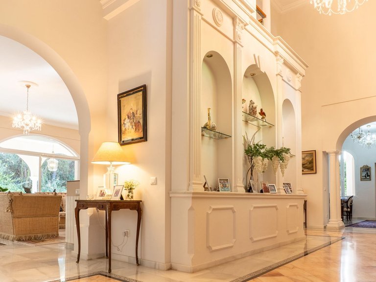 Villa for Sale in New Golden Mile, Malaga 36