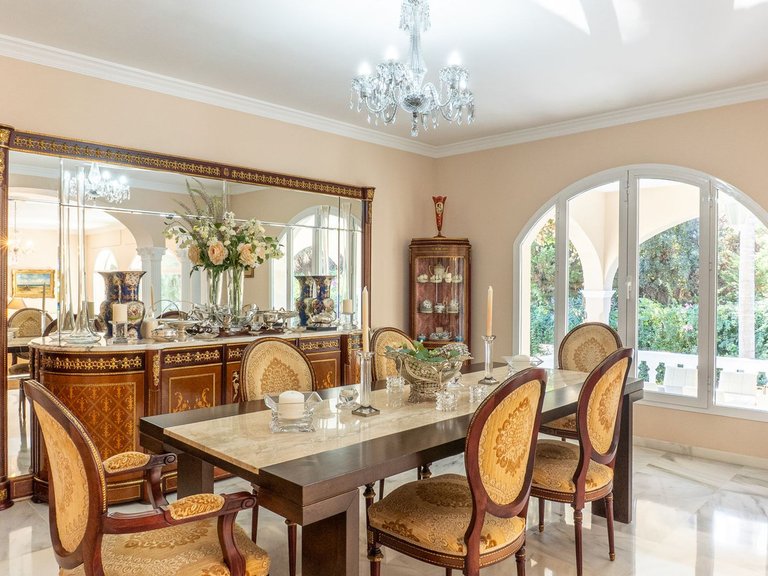 Villa for Sale in New Golden Mile, Malaga 45