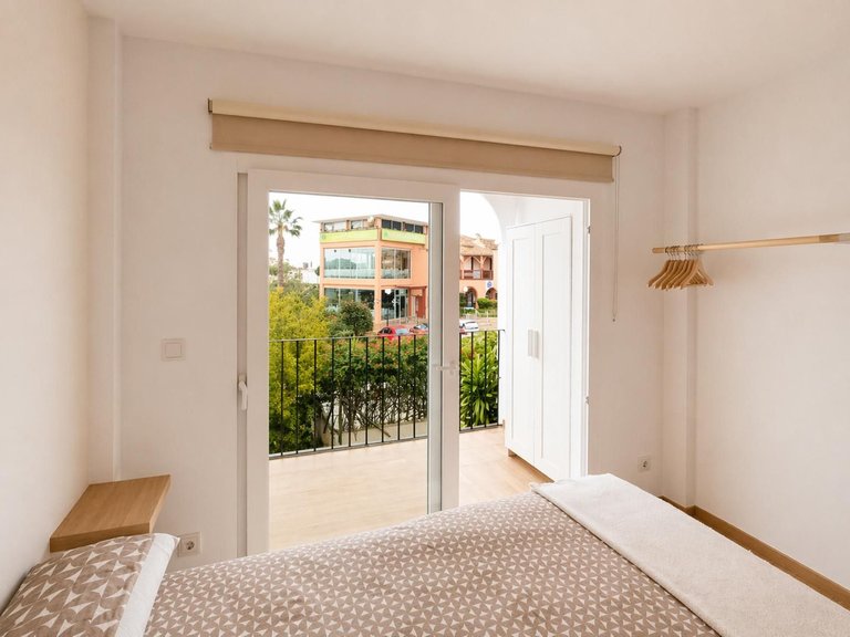 Apartment for Sale in Calahonda, Malaga 9